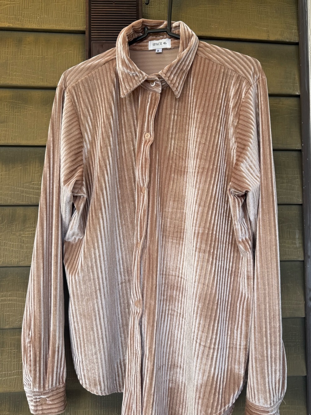 Space 46 Ribbed Velvet Button Down Shirt Blush Pink Size S